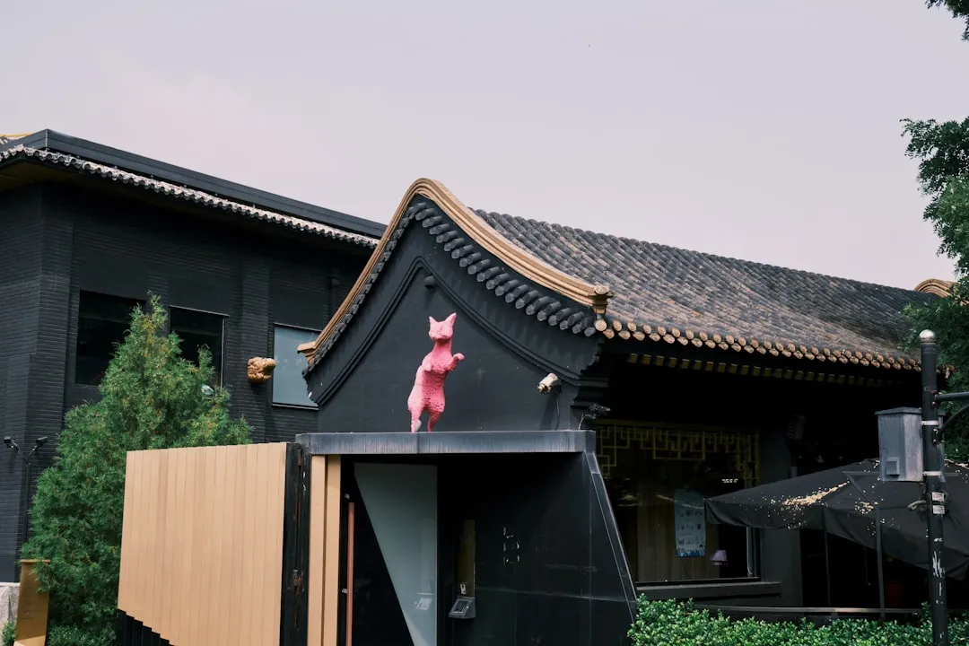教学显微镜在中学实验课程中的选型配置与教学效果分析